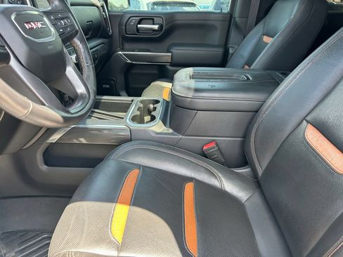Used 2020 GMC Sierra 1500 AT4 w/ AT4 Premium Package AWD/4WD image 11