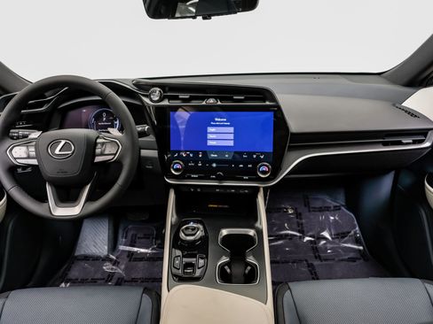 Used 2023 Lexus RZ 450e Premium image 19