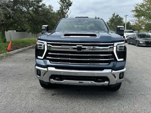 Certified 2025 Chevrolet Silverado 3500 LTZ w/ LTZ Premium Package AWD/4WD image 9