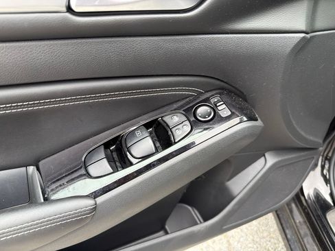 Used 2023 Nissan Altima 2.5 SL FWD image 13
