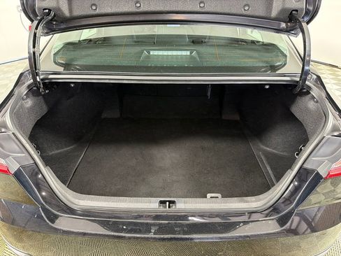 Used 2025 Toyota Camry LE image 18