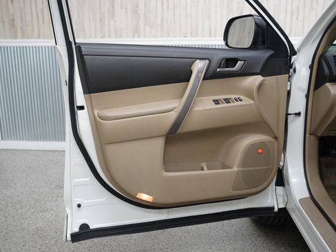 Used 2008 Toyota Highlander Sport image 27