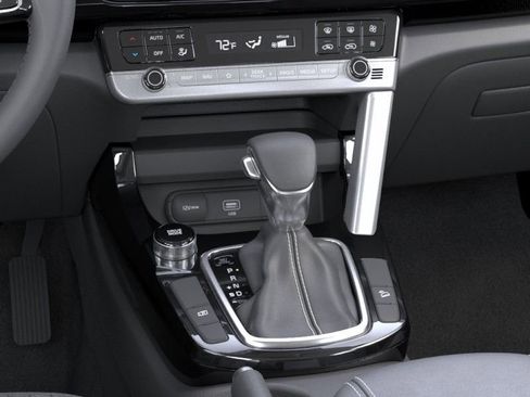 New 2026 Kia Seltos S FWD image 23