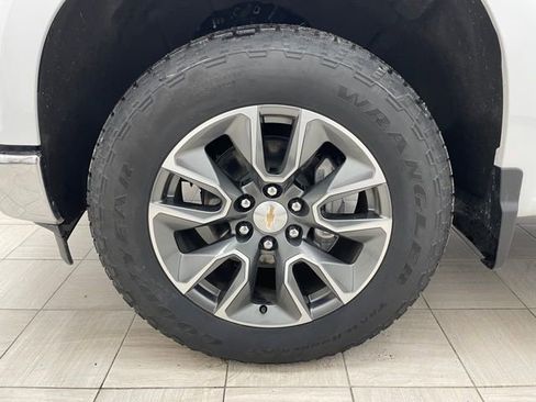 Certified 2025 Chevrolet Silverado 1500 LT image 7