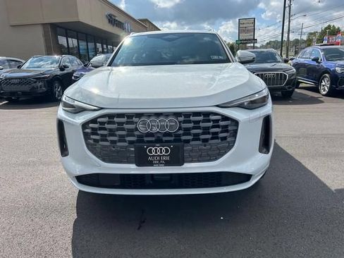 Used 2025 Audi Q5 Premium Plus w/ Premium Plus AWD/4WD image 8