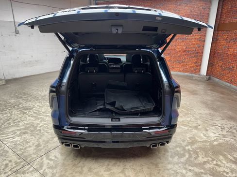 Used 2026 Chevrolet Traverse RS w/ LPO, Floor Liner Package AWD/4WD image 27