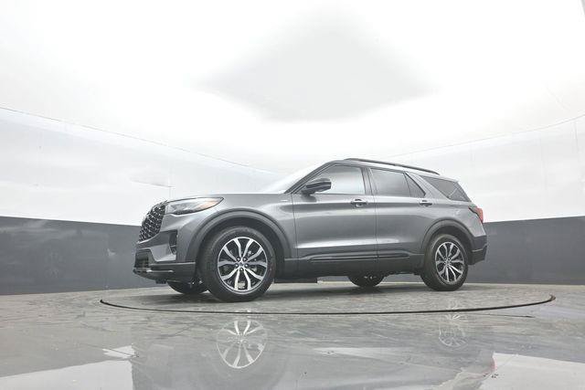 New 2026 Ford Explorer ST-Line RWD image 30