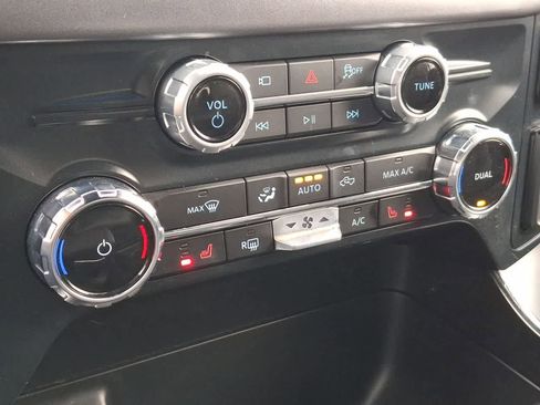 Used 2025 Ford F150 XLT w/ Equipment Group 302A MID image 25