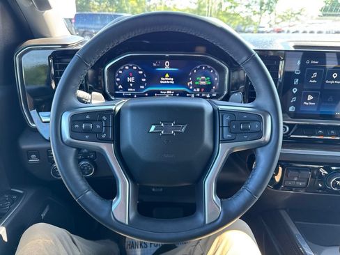 Used 2025 Chevrolet Silverado 1500 RST w/ Convenience Package II AWD/4WD image 20
