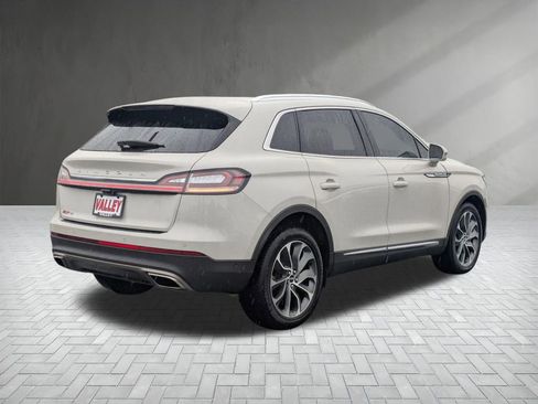 Used 2023 Lincoln Nautilus Reserve w/ Equipment Group 201A image 10