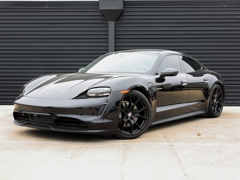 Certified 2023 Porsche Taycan image 1