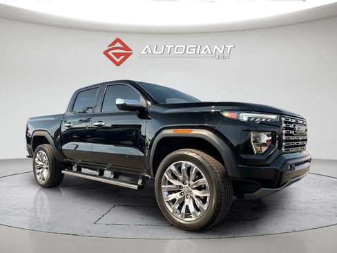 Used 2023 GMC Canyon Denali image 10