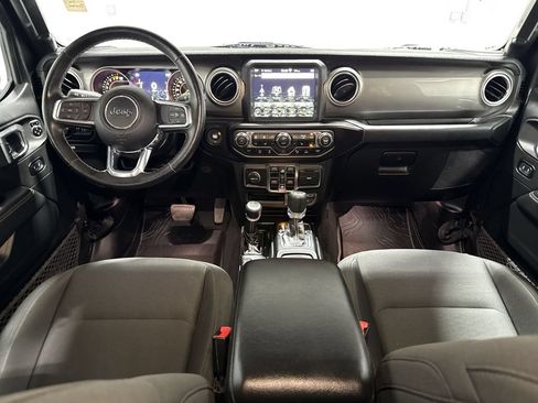 Used 2020 Jeep Gladiator Overland AWD/4WD image 21