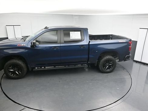 Used 2021 Chevrolet Silverado 1500 LT Trail Boss w/ Convenience Package II AWD/4WD image 17