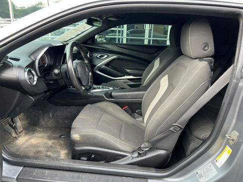 Used 2019 Chevrolet Camaro LT RWD image 11