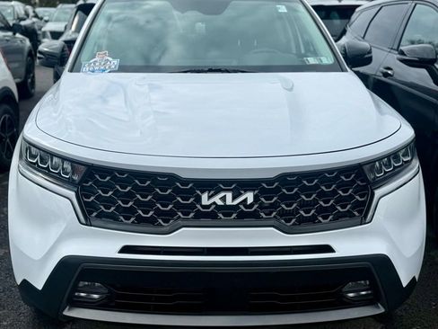 Certified 2023 Kia Sorento X-Line EX image 2