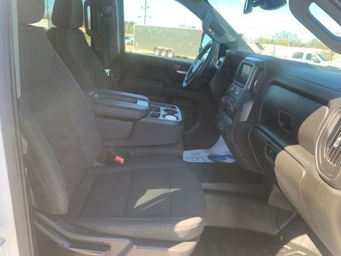 Used 2024 Chevrolet Silverado 2500 W/T image 27