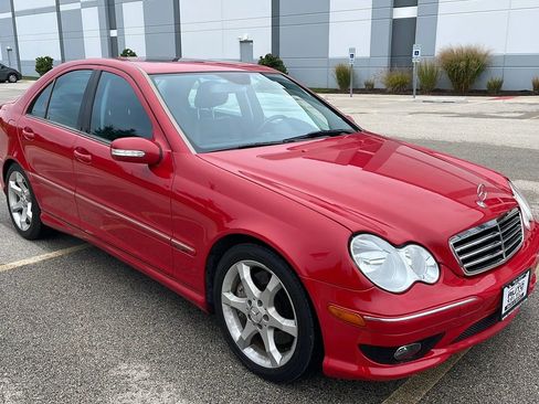Used 2007 Mercedes-Benz C 230 Sedan image 4