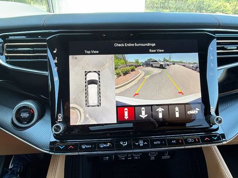 New 2026 Jeep Grand Wagoneer Summit AWD/4WD image 31