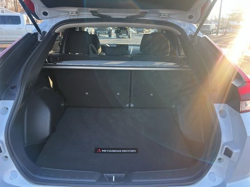 Used 2023 Mitsubishi Eclipse Cross LE image 17