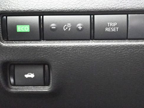 Used 2023 Nissan Sentra SR FWD image 28