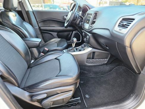 Used 2020 Jeep Compass Latitude image 8