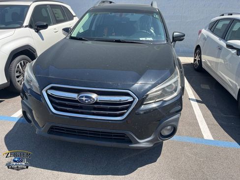 Used 2019 Subaru Outback 2.5i Limited AWD/4WD image 1