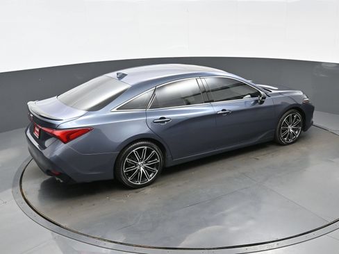 Used 2019 Toyota Avalon Touring w/ Advanced Safety Package FWD image 42