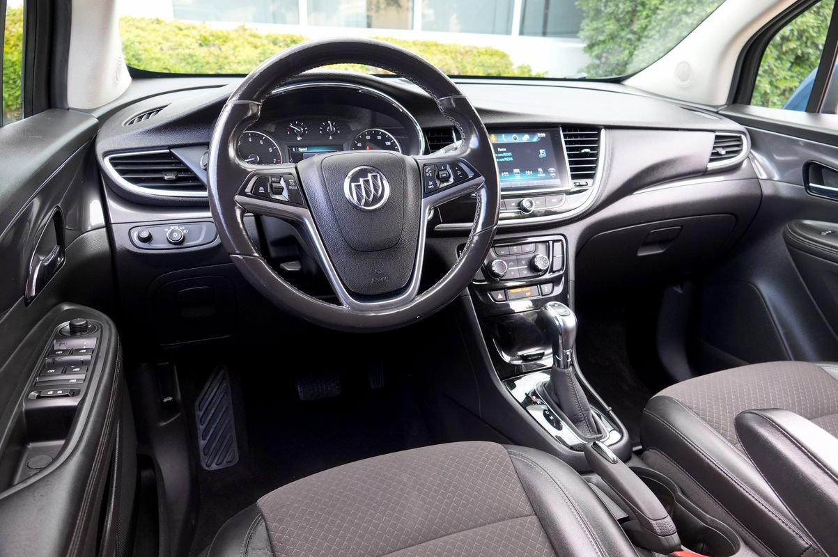 Used 2019 Buick Encore Preferred w/ Safety Package FWD image 5