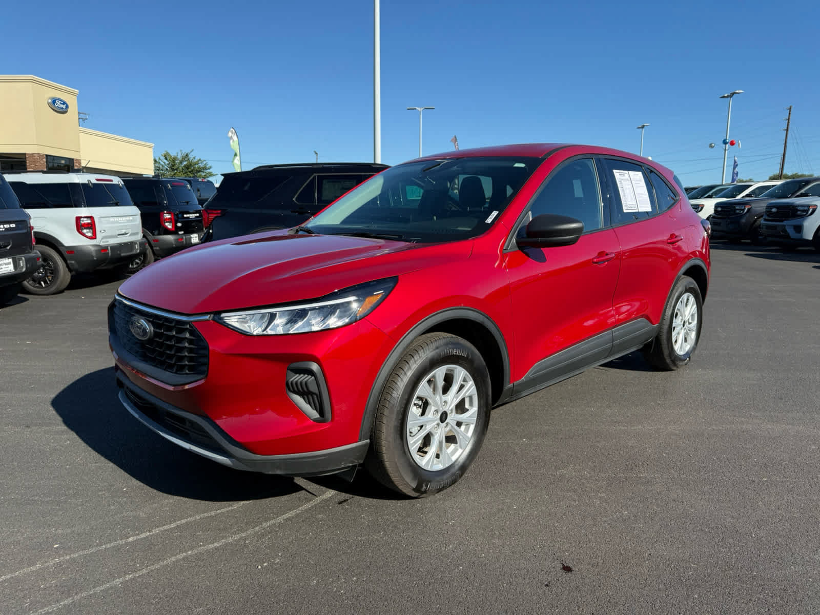 Used 2025 Ford Escape Active w/ Cold Weather Package AWD/4WD image 22