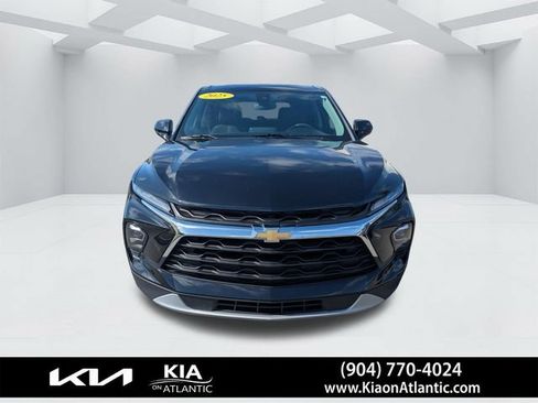 Used 2025 Chevrolet Blazer LT FWD image 8