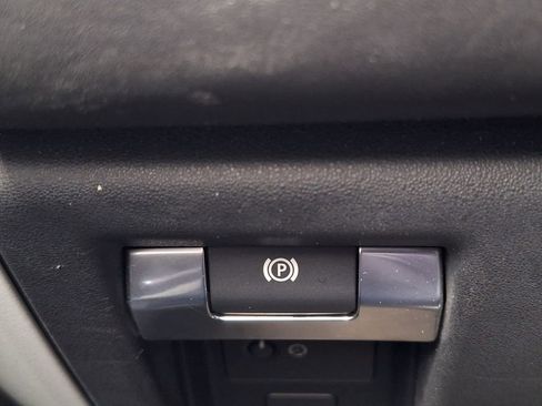 Used 2024 Land Rover Defender 110 S AWD/4WD image 24