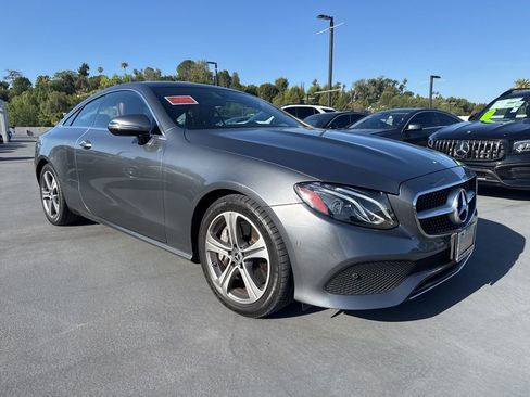 Used 2018 Mercedes-Benz E 400 Coupe image 3