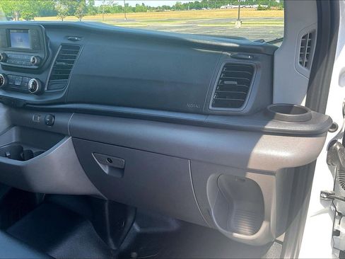 Used 2025 Ford Transit 150 Low Roof RWD image 15