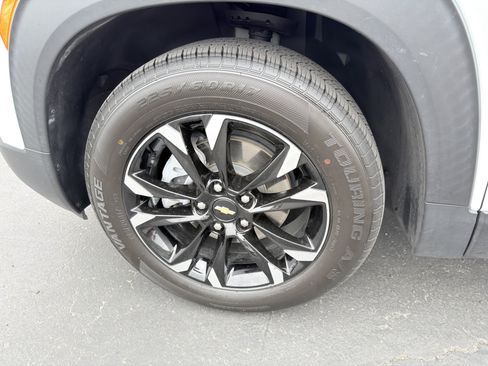 Used 2023 Chevrolet TrailBlazer LT FWD image 31