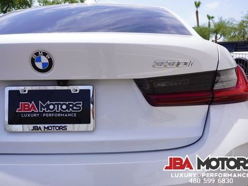 Used 2024 BMW 330i Sedan RWD image 17