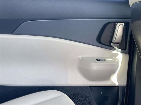 Certified 2026 Kia Carnival SX image 20