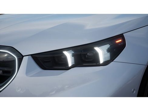 New 2026 BMW M5 image 6