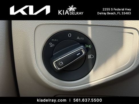 Used 2021 Volkswagen Atlas SE w/ Panoramic Sunroof Package FWD image 28