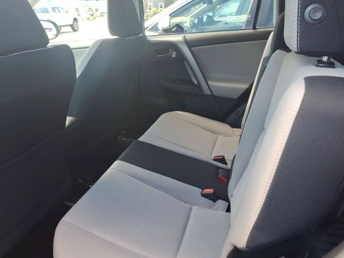 Certified 2017 Toyota RAV4 XLE AWD/4WD image 8