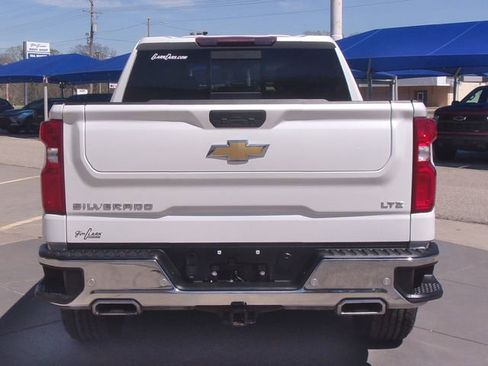 Used 2022 Chevrolet Silverado 1500 LTZ w/ LTZ Premium Package image 17