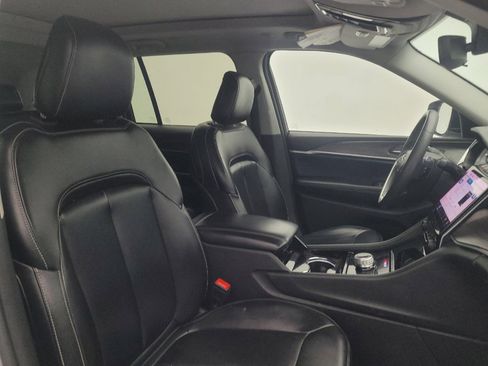 Used 2023 Jeep Grand Cherokee Limited RWD image 21