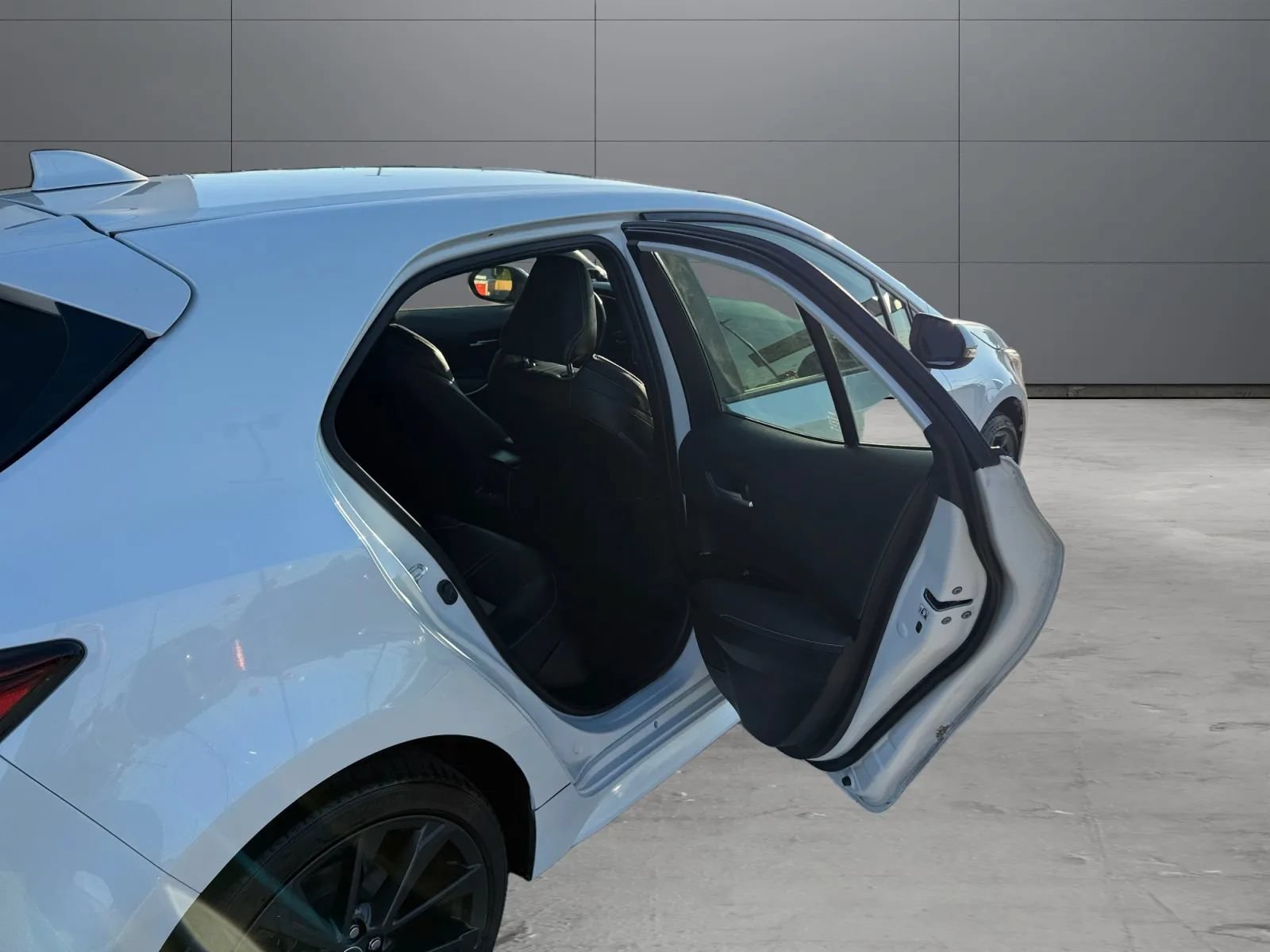 Used 2024 Toyota Corolla XSE FWD image 20