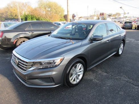 Used 2020 Volkswagen Passat 2.0T SE w/ Sunroof Package image 1