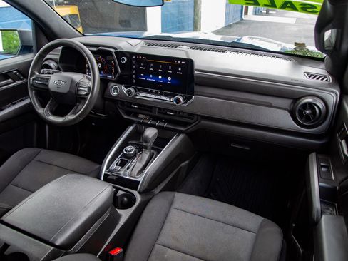 Used 2023 Chevrolet Colorado Trail Boss image 28