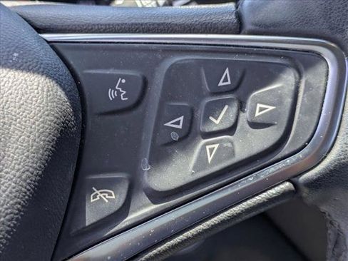 Used 2024 Chevrolet Equinox LT FWD image 14