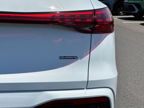 New 2025 Audi Q5 Premium Plus image 25
