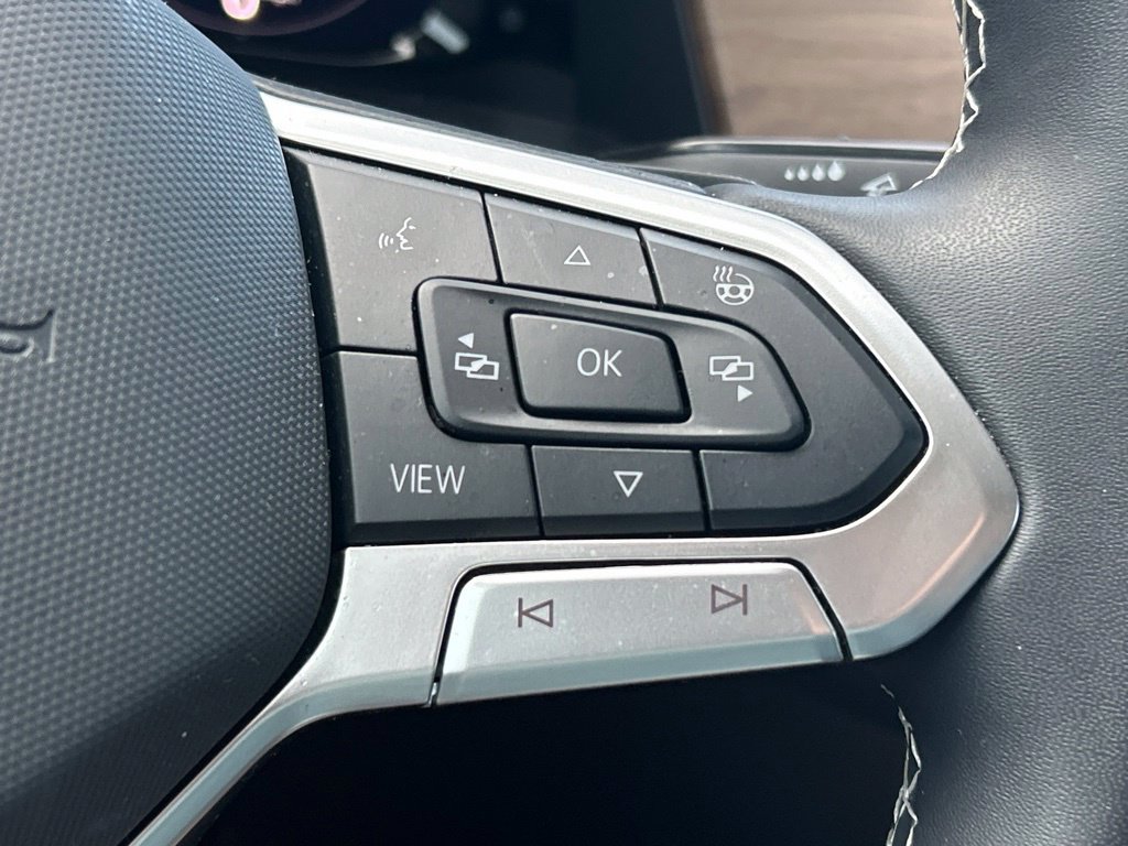 Certified 2024 Volkswagen Atlas SE FWD image 27