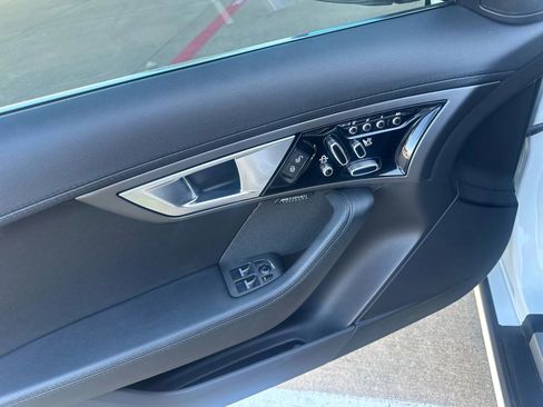 Used 2016 Jaguar F-TYPE Coupe image 26