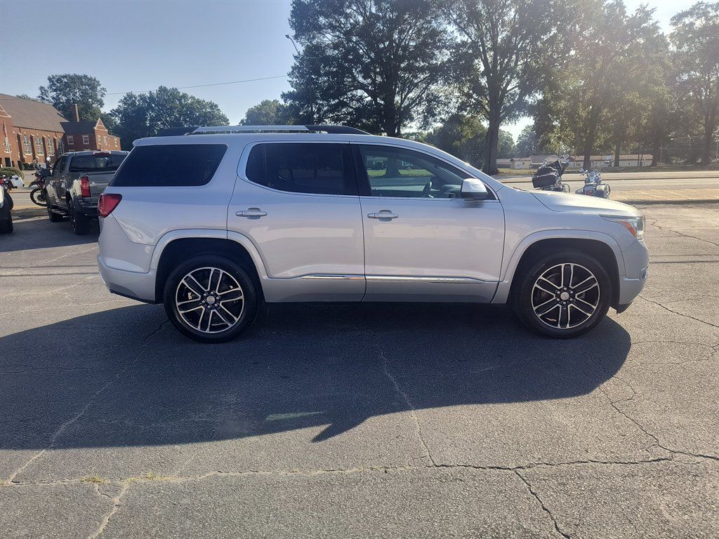 Used 2017 GMC Acadia Denali w/ Technology Package AWD/4WD image 6